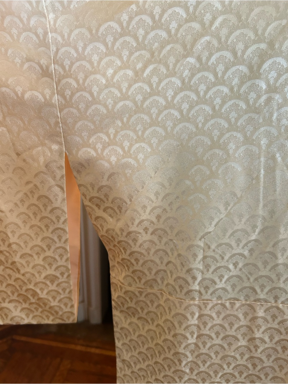 Elegant Cream Patterned Home Bedding Panel